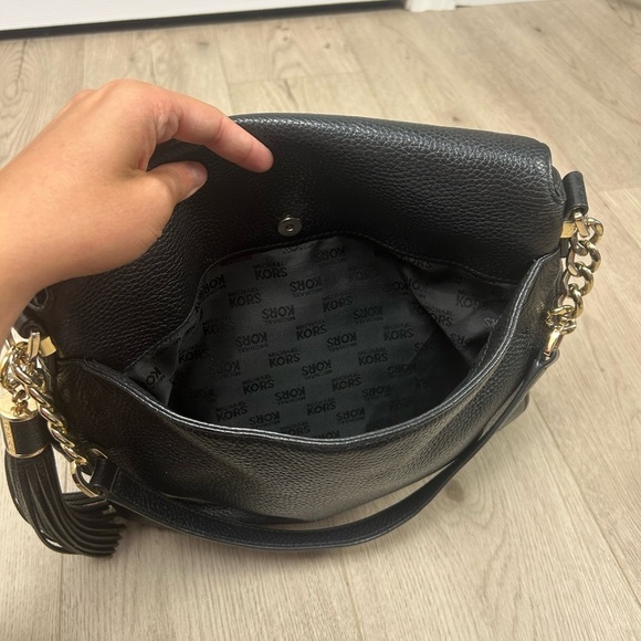 Michael Kors Bedford Tassel Black Leather Shoulder Bag - Picture 7 of 8